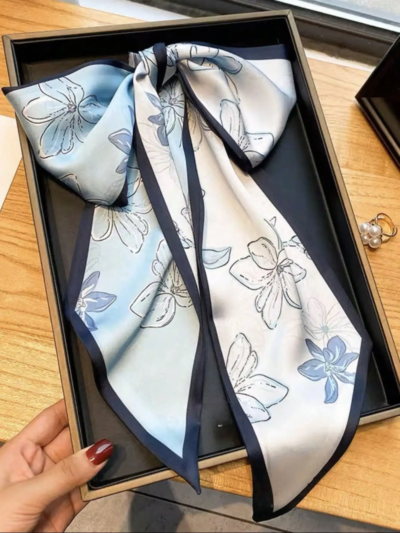 Syal Persegi Sutra Imitasi Kas - Silk Scarf Square ulasan dan harga