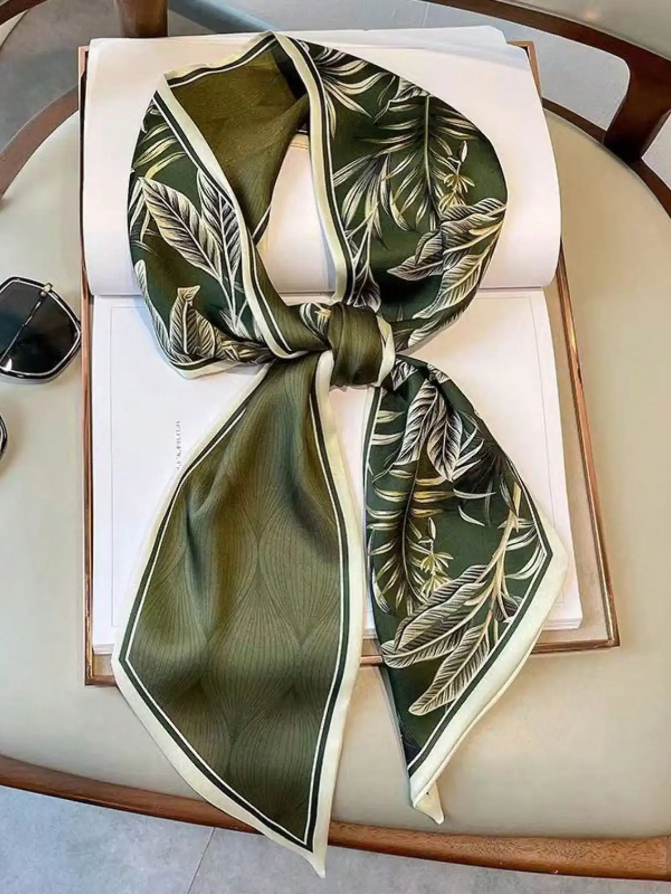 Syal Persegi Sutra Imitasi Kas - Silk Scarf Square ulasan dan harga