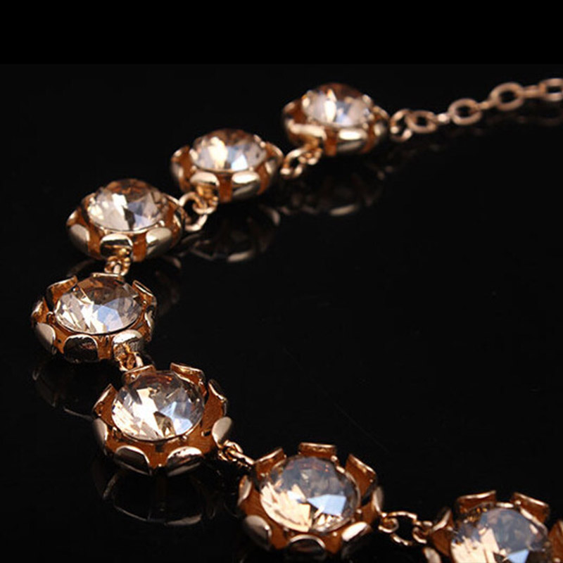 Kalung kristal mewah untuk wan - Women Accessories Dubai ulasan dan harga